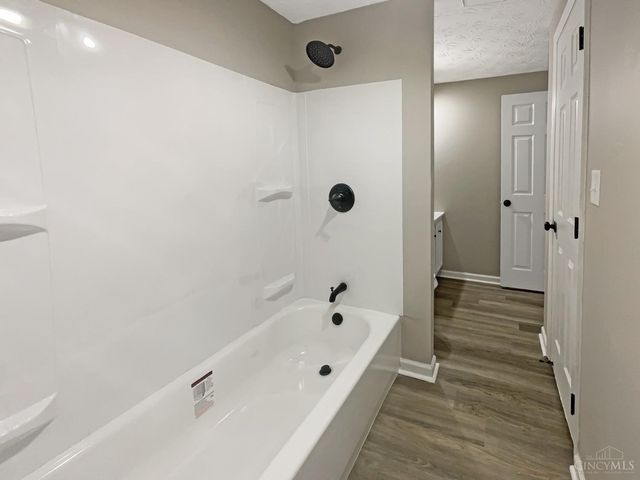 10820 Lakehurst Court, Sycamore Twp, OH 45242