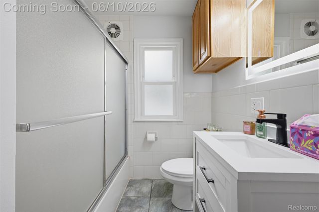 32120 Bock Street, Garden City, MI 48135