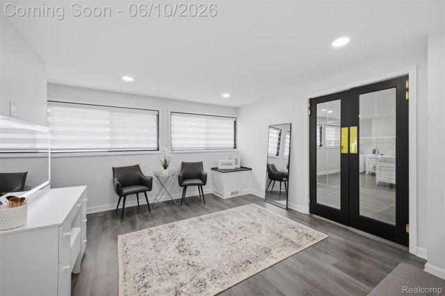 32120 Bock Street, Garden City, MI 48135