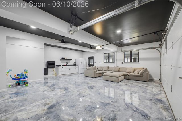 32120 Bock Street, Garden City, MI 48135