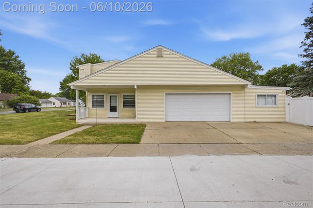 32120 Bock Street, Garden City, MI 48135
