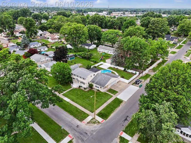 32120 Bock Street, Garden City, MI 48135