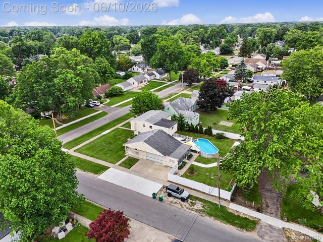 32120 Bock Street, Garden City, MI 48135