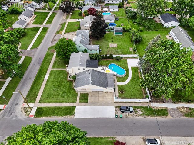 32120 Bock Street, Garden City, MI 48135