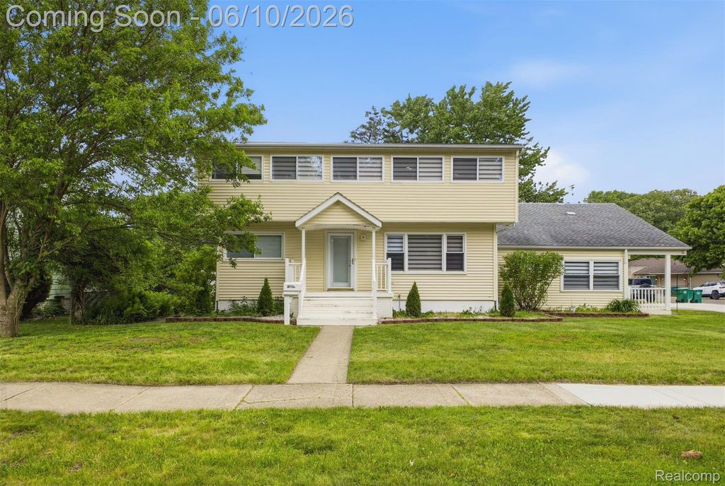32120 Bock Street, Garden City, MI 48135