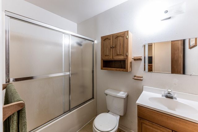 130 Hilltop Lsv Drive, Huntsville, TX 77320