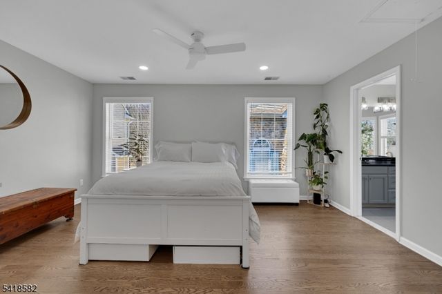 140 Arrowgate Dr, Randolph Twp., NJ 07869