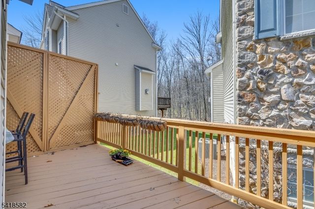 140 Arrowgate Dr, Randolph Twp., NJ 07869