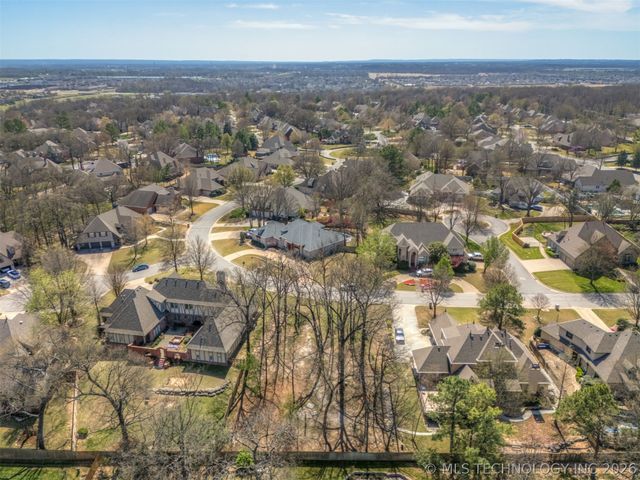 6623 E 114th Street, Bixby, OK 74008