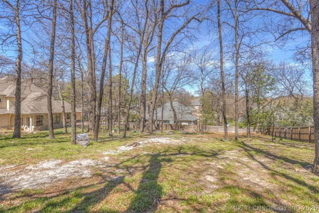 6623 E 114th Street, Bixby, OK 74008