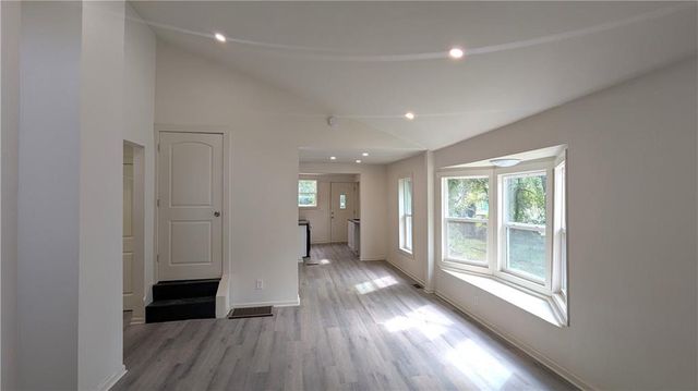 4015 Myrtle Avenue, Kansas City, MO 64130