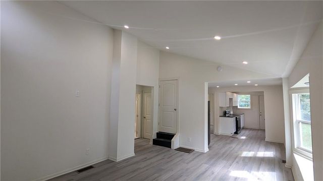 4015 Myrtle Avenue, Kansas City, MO 64130