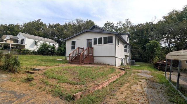 4015 Myrtle Avenue, Kansas City, MO 64130