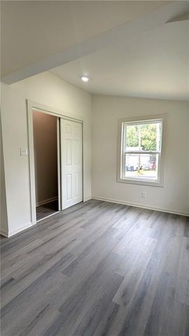 4015 Myrtle Avenue, Kansas City, MO 64130