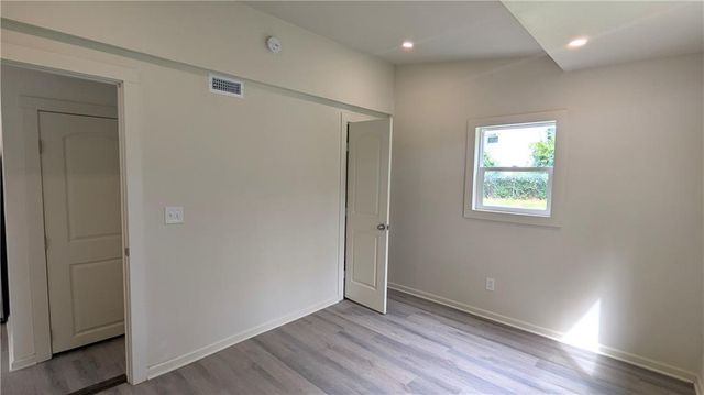 4015 Myrtle Avenue, Kansas City, MO 64130