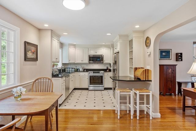 26 Acton Rd, Westford, MA 01886