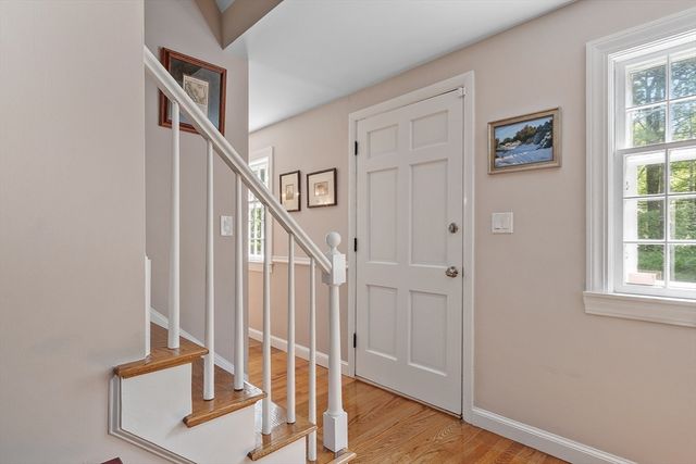 26 Acton Rd, Westford, MA 01886