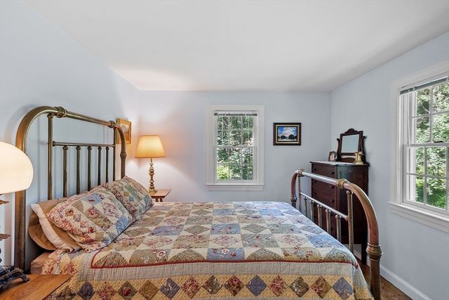26 Acton Rd, Westford, MA 01886