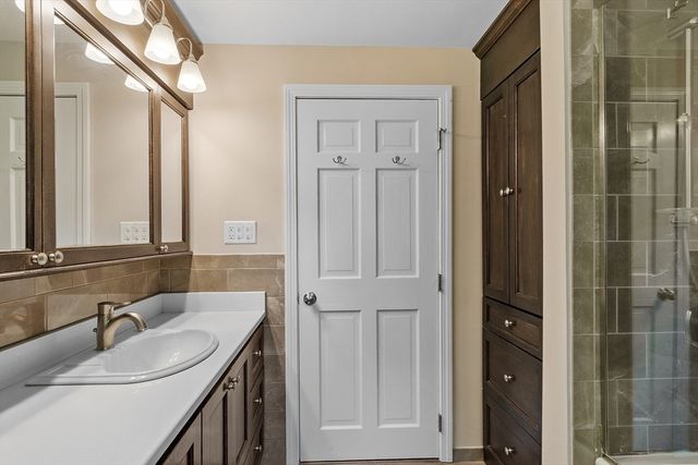 26 Acton Rd, Westford, MA 01886