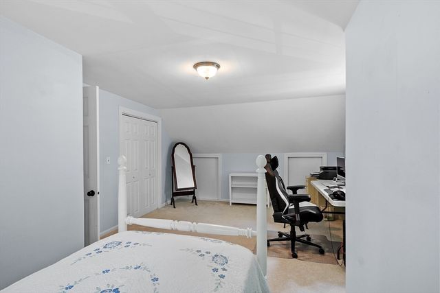 26 Acton Rd, Westford, MA 01886