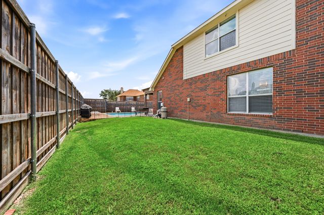 6528 Stewart Boulevard, The Colony, TX 75056