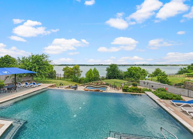 6528 Stewart Boulevard, The Colony, TX 75056