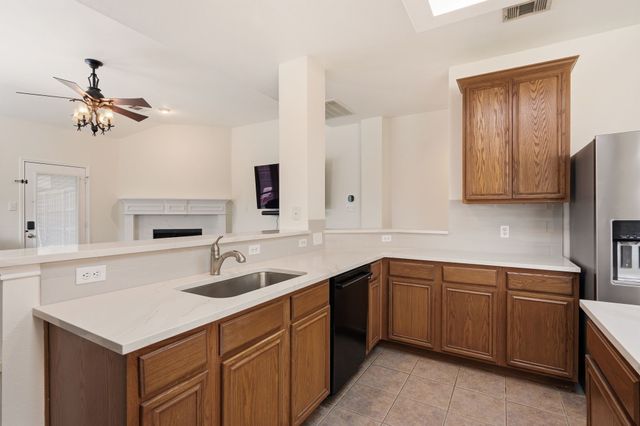 6528 Stewart Boulevard, The Colony, TX 75056