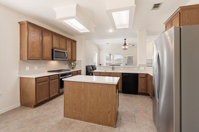 6528 Stewart Boulevard, The Colony, TX 75056