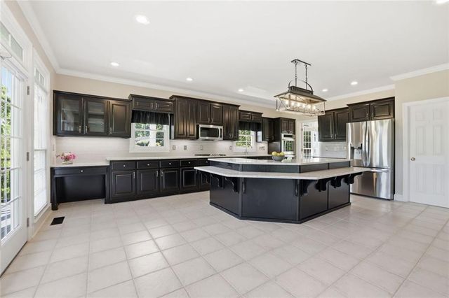 4358 Willow Oak Drive, Gainesville, GA 30506