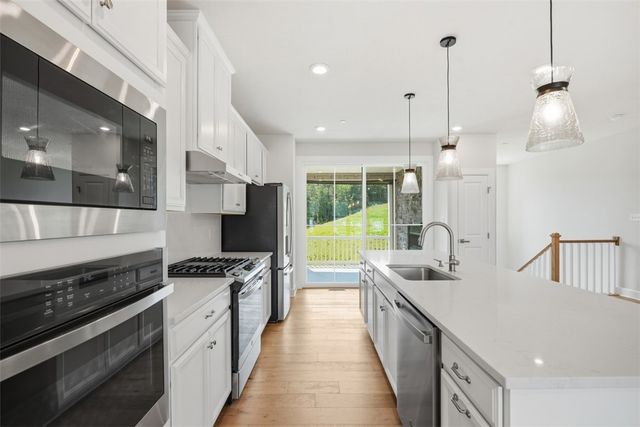 600 Spruce Lane, Canonsburg, PA 15317