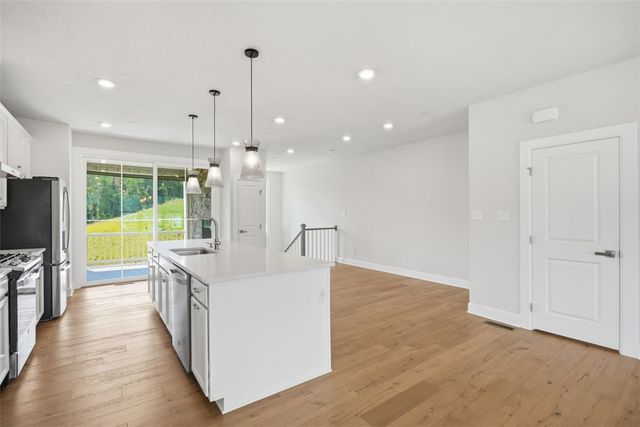 600 Spruce Lane, Canonsburg, PA 15317
