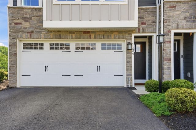 600 Spruce Lane, Canonsburg, PA 15317