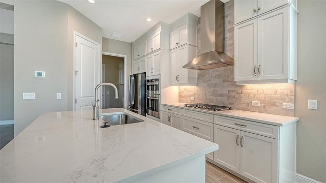 10123 HAMMOCK BROOK DRIVE, Parrish, FL 34219