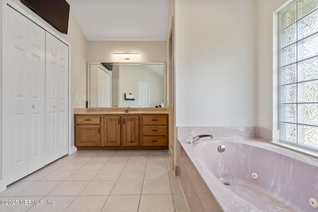 2134 FLINTLOCK Court, Green Cove Springs, FL 32043