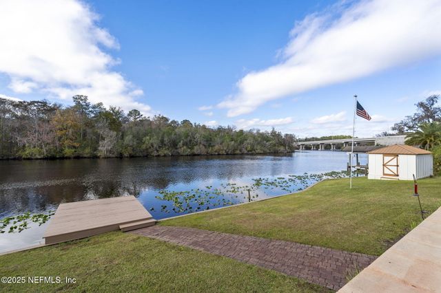 2134 FLINTLOCK Court, Green Cove Springs, FL 32043