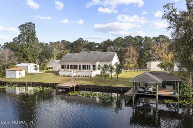 2134 FLINTLOCK Court, Green Cove Springs, FL 32043