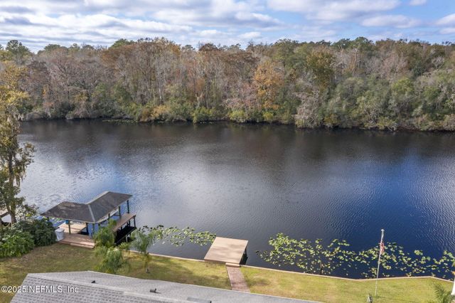 2134 FLINTLOCK Court, Green Cove Springs, FL 32043