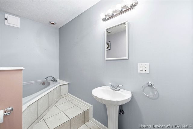 1505 Beech Street, New Albany, IN 47150