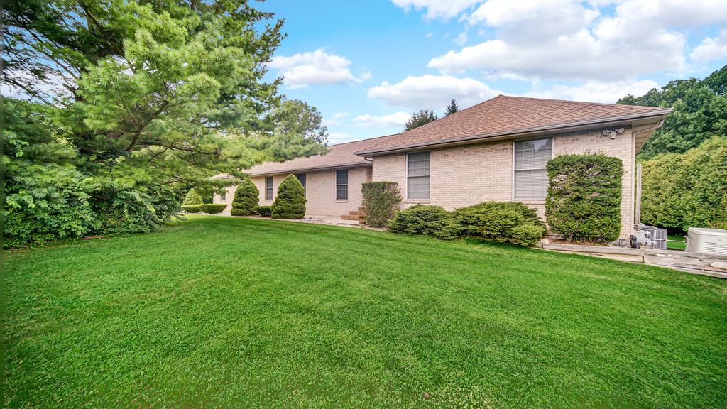 11339 W Snyder Road, Westville, IN 46391
