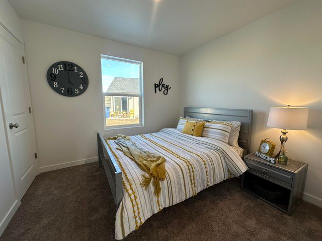 554 NE Mitchell Street 172, Madras, OR 97741