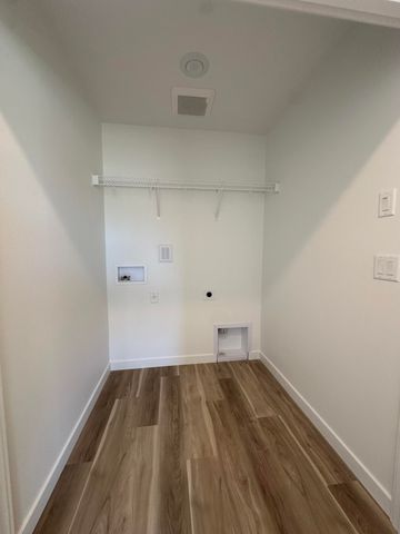 554 NE Mitchell Street 172, Madras, OR 97741