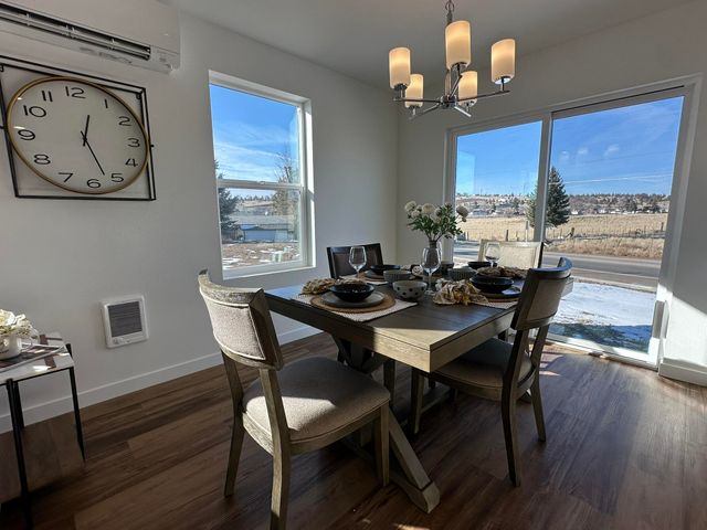 554 NE Mitchell Street 172, Madras, OR 97741