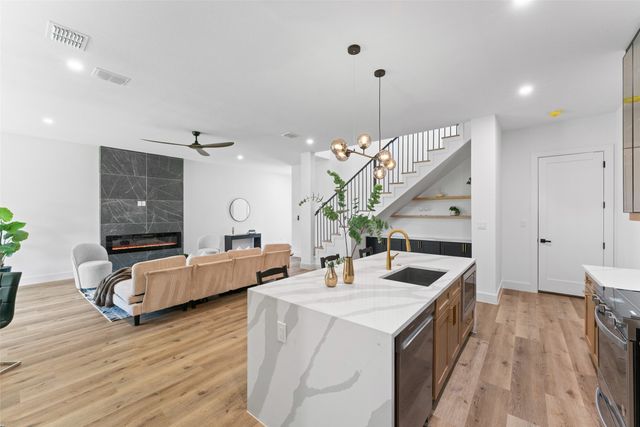 2828 Rochester Street, Dallas, TX 75215