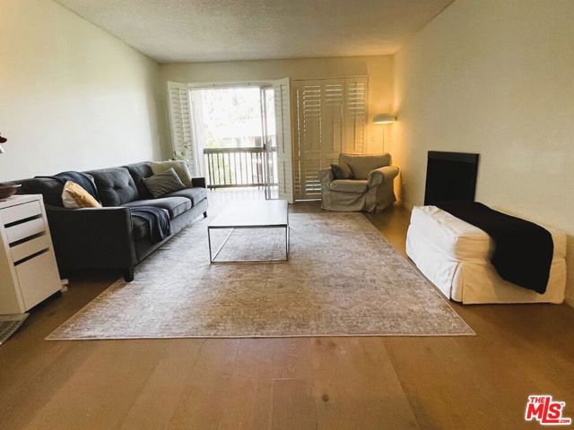 8314 Raintree Circle, Culver City, CA 90230