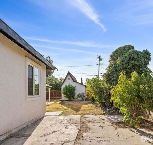 418 Olive Street, Bakersfield, CA 93304