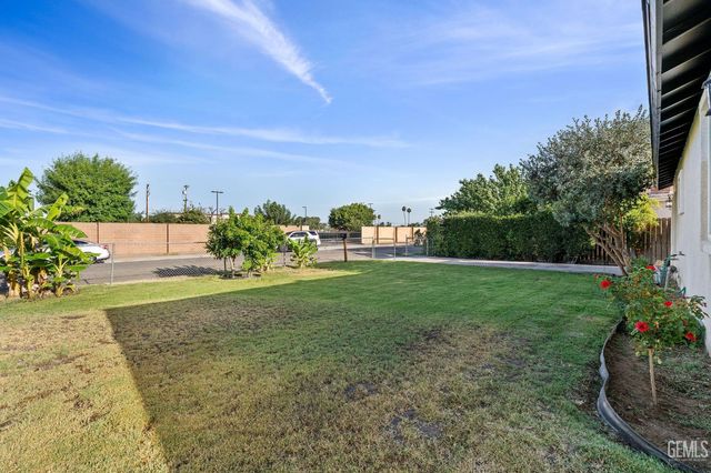 418 Olive Street, Bakersfield, CA 93304