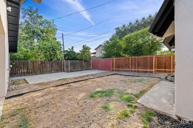 418 Olive Street, Bakersfield, CA 93304