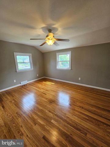 132 DEVONSHIRE RD, Wilmington, DE 19803