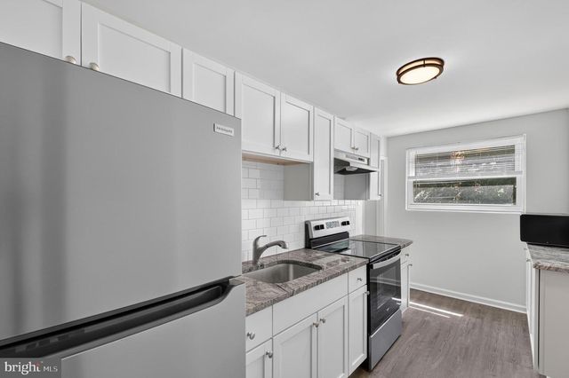 53 MADISON DR, Newark, DE 19711