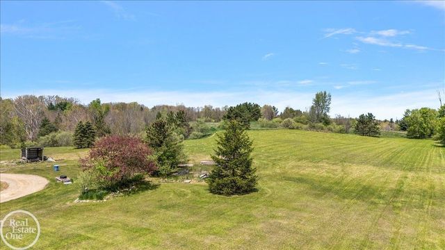 3219 Newark Road, Attica Twp, MI 48412